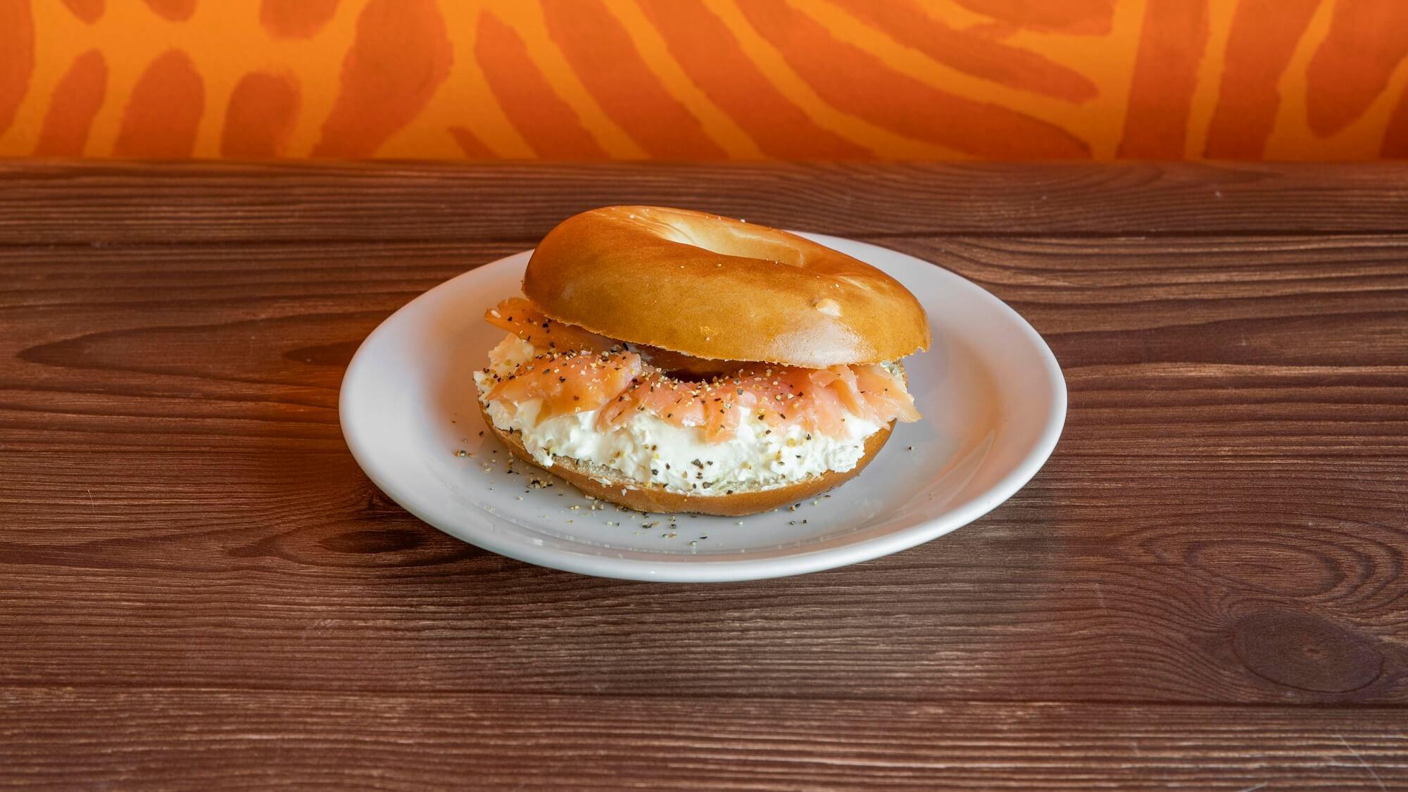 Margherita pizza bagel